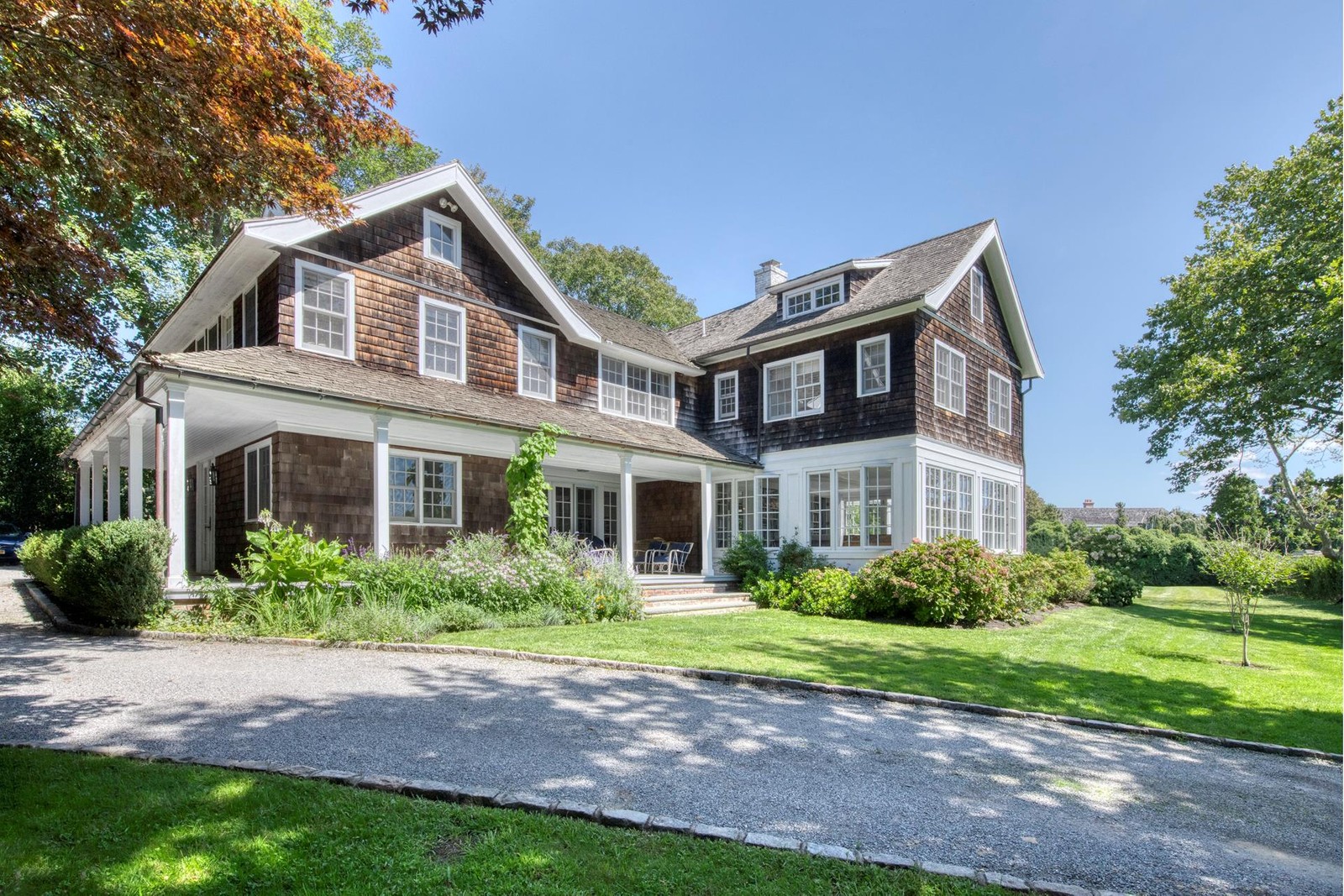 South Fork Dream Home An East Hampton enclave with history and style